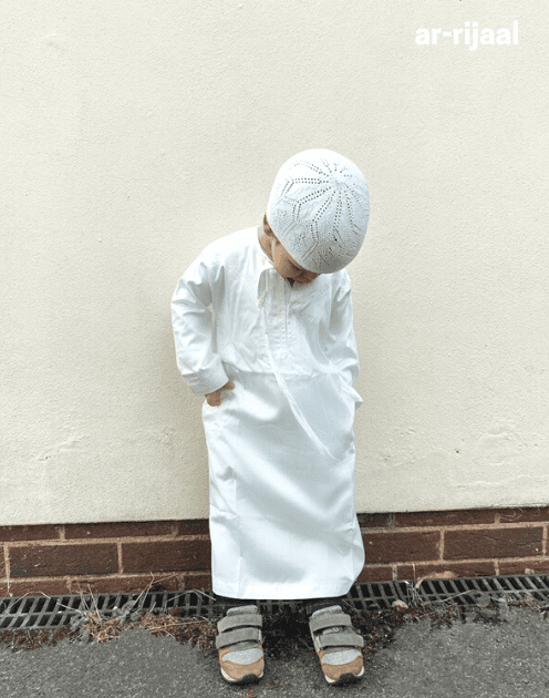 Shiny White Emirati Thobe for Children - Size 28 Only - Image 2